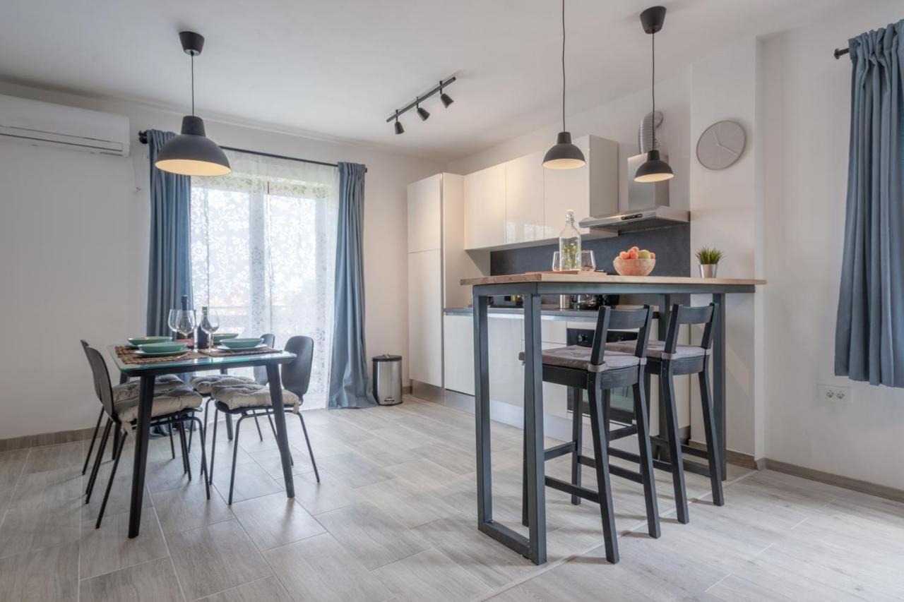 Visum Apartments Πούλα Εξωτερικό φωτογραφία