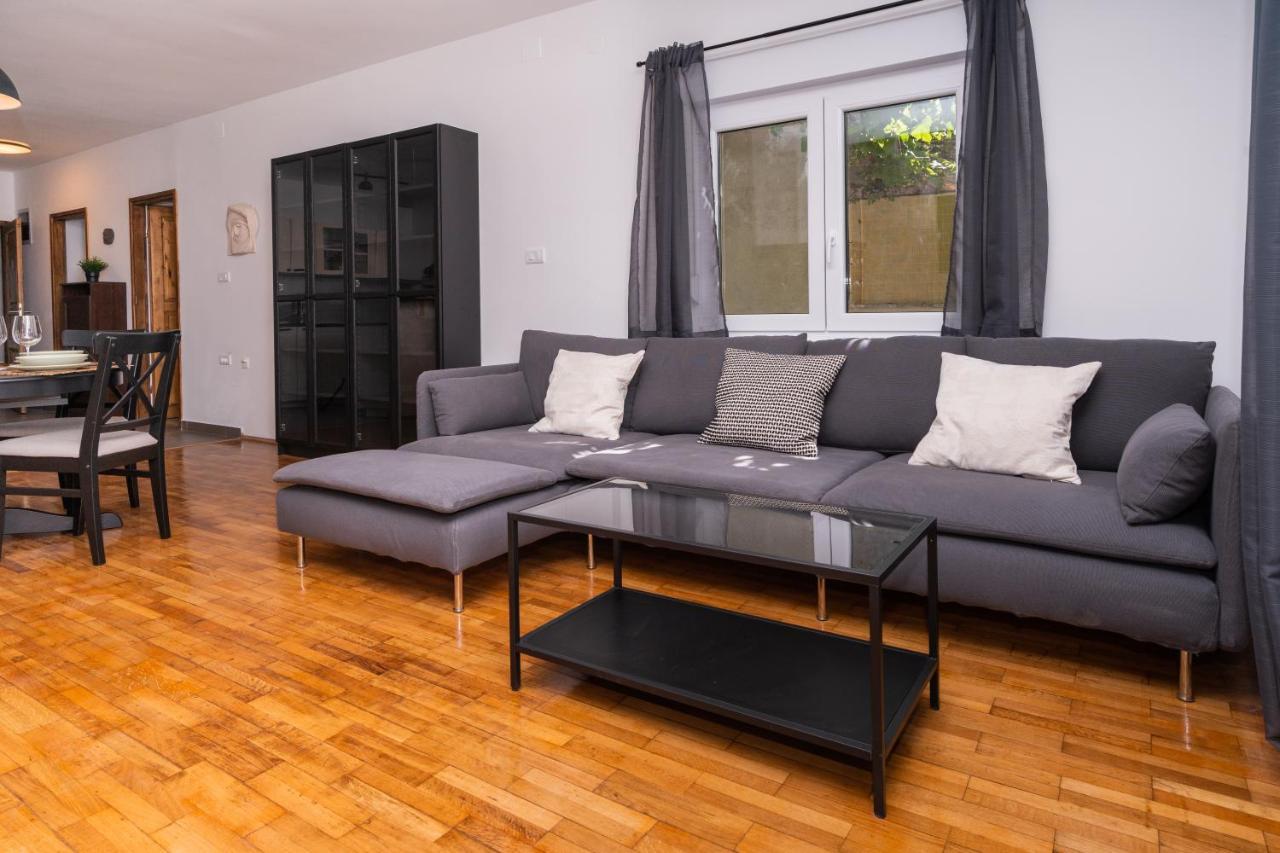 Visum Apartments Πούλα Εξωτερικό φωτογραφία